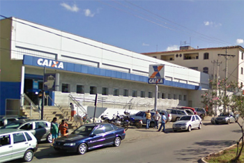 Supervisor da Caixa Econômica foi encontrado morto em sua residência / Google Street View