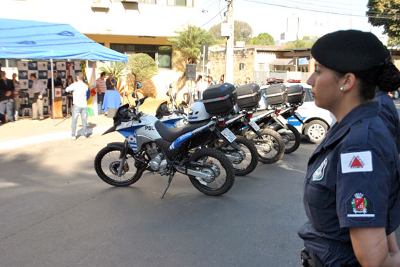 Carros e motos vão reforçar patrulha escolar e ronda / Foto: Marcelo Paiva 