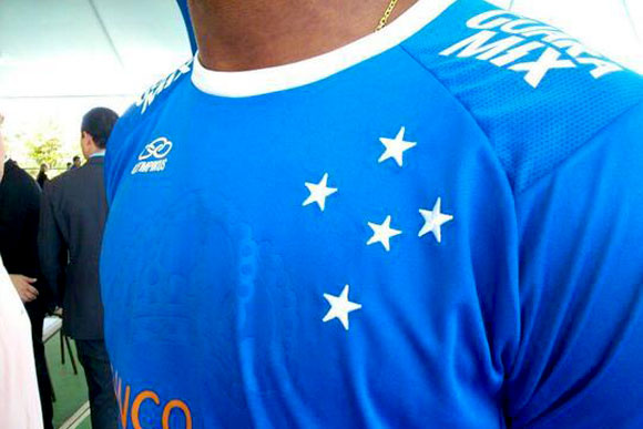 Camisa do Cruzeiro para a Libertadores / Foto: Gilmar Laiginer