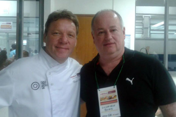 Chef Claude Troisgros e Chef Henrique Burd em encontro de chefs no Rio / Arquivo pessoal