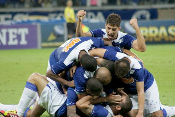 Levantamento colocou Cruzeiro entre os três melhores do mundo / Foto: Anna Ftg