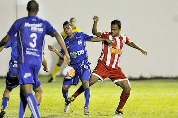 U.R.T. perdeu para o Villa e faz jogo da permanência contra o Minas / Foto: Juarez Rodrigues
