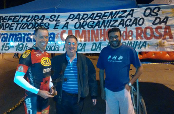 Prefeito Marcio Reinaldo apoiou o evento esportivo Caminhos de Rosa / Foto: Via whatsApp / João Paulo