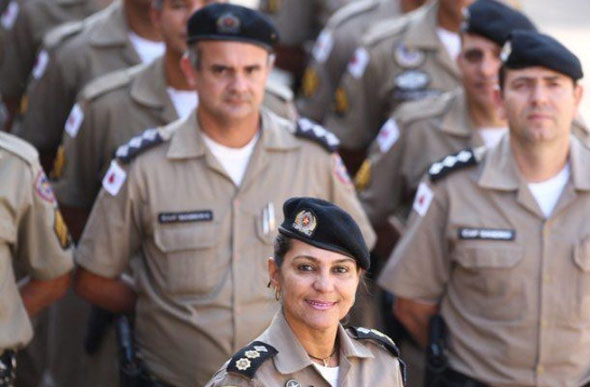 Polícia Militar de Minas Gerais / Foto:gazetadearacuai.webnode.com