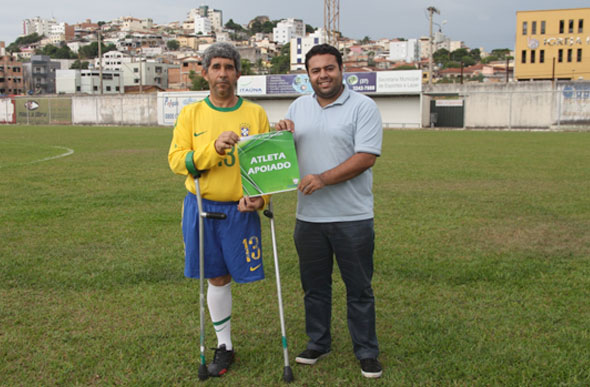 Tinoco - jogador da Seleção Brasileira de Futebol para Amputados / Foto: Divulgação /  itauna.mg.gov.br 