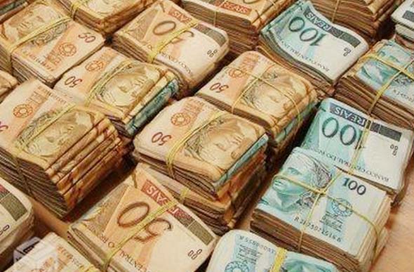 A Receita pagará R$300 milhões aos contribuintes do Imposto de Renda / Foto Ilustrativa: eduardosilvaacari.blogspot.com