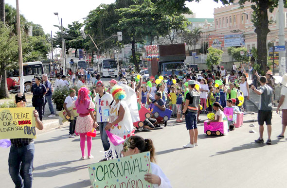 Carnaval do sindicato dos bancários realizado em Sete Lagoas, em 2014 / Foto: Divulgação