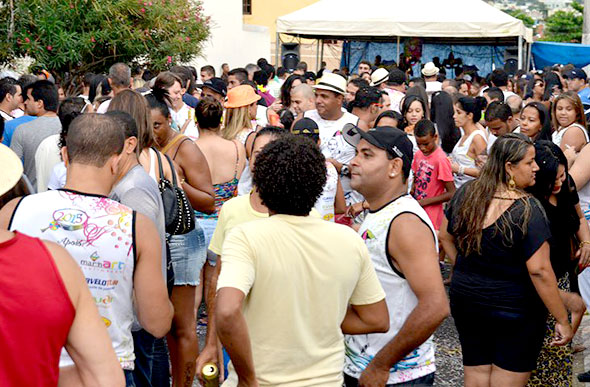 Bloco do Zé Bento abriu a festa em Sete Lagoas / Foto: Alan Junio
