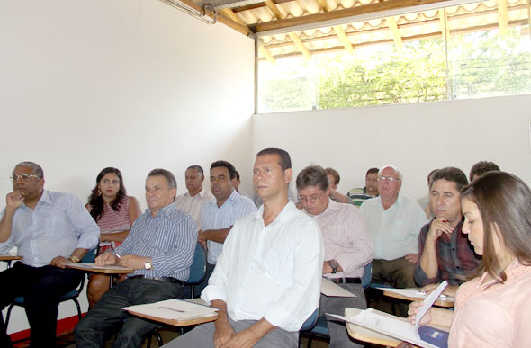 Prefeitos se reuniram na sede da AMAV em Sete Lagoas / Foto: Divulgação Prefeitura