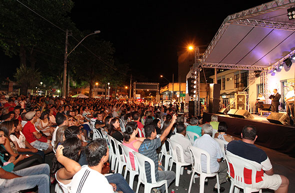 No estilo de grande festa que o público acompanhou o sorteio / Foto: Divulgação