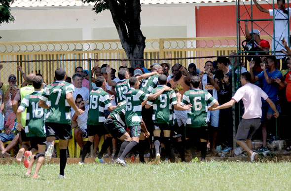 Jogadores do River comemoram mais um título da Copa Eldorado / Foto: Anderson Magalhães