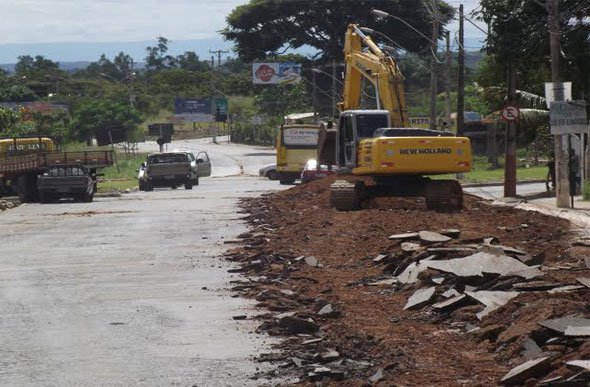 Trecho da Rua Santa Juliana em obra no período de abril de 2015/ Foto: divulgação Prefeitura