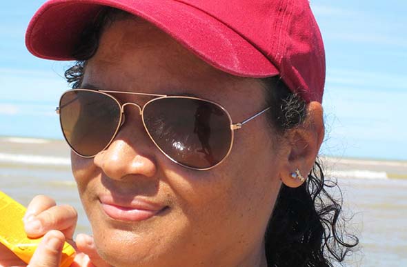 Cleuza Lourenço Machado foi encontrada morta na praia de Atalaia / Foto: reprodução facebook