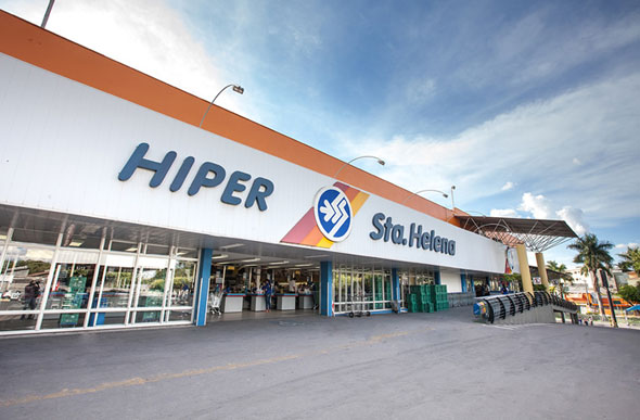 A rede de supermercados Sta Helena vai sortear um ano de compras grátis