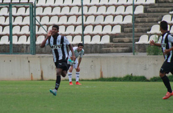 Jogador Capixaba marcou o segundo gol da partida / Foto: Augusto / Galo Future 