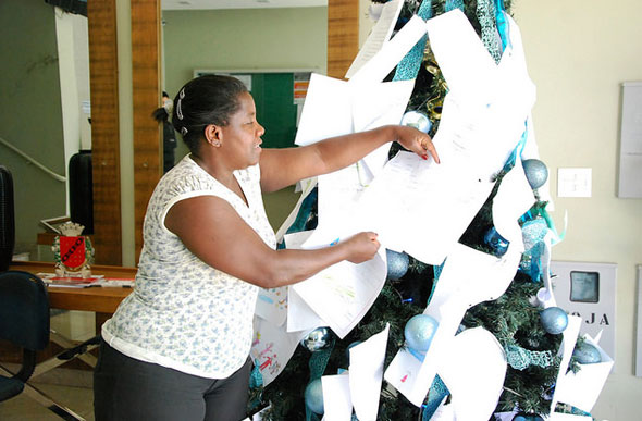 Servidores do Legislativo vão ajudar Papai Noel na campanha dos Correios/ Foto: divulgação Câmara