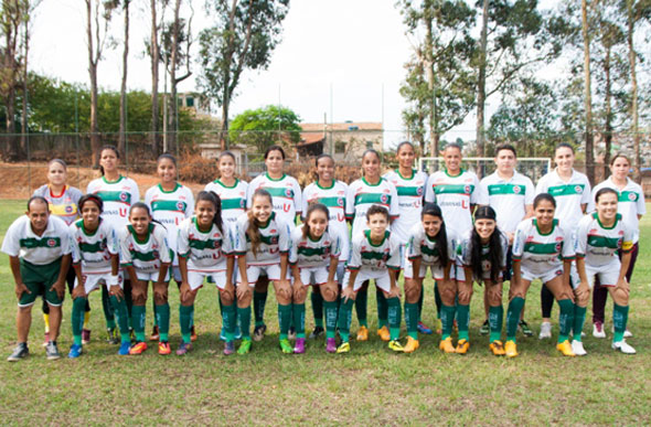Equipe completa do Ipatinga FC / Foto: Cynthia Santos / FMF 