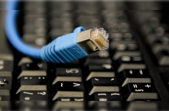 Anatel proíbe operadoras de banda larga fixa de limitar franquia de dados/ Foto: EBC