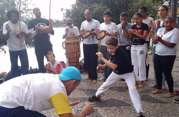 Participarão do festival capoeirista de várias localidades do país e mundo / Foto: Camangula SL/reprodução facebook