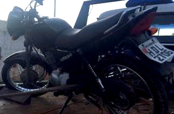 A motocicleta foi furtada no dia 14 de janeiro de 2016 / Foto: PM/Divulgação