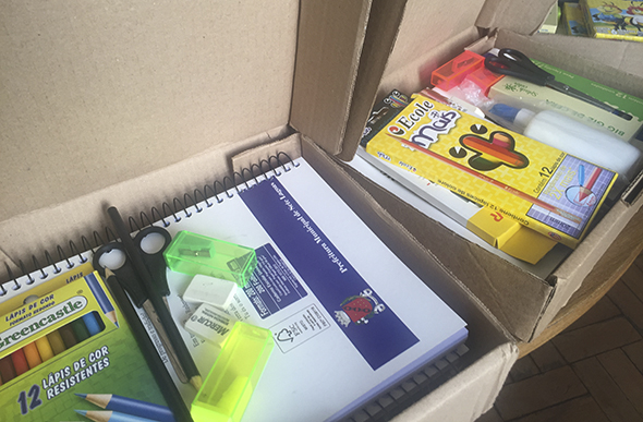 Prefeitura oferece kit escolar gratuito às escolas do município/ Foto: divulgação