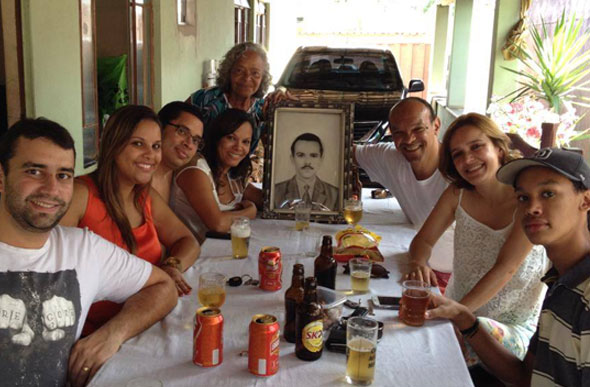 Cida Couto e família / Foto: Ascom SMCJ