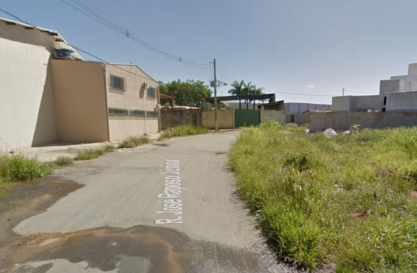 A vítima foi deixada em uma das ruas no bairro Mata Grande / Foto Ilustrativa: Google Maps