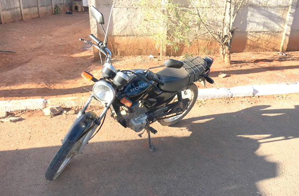 Motocicleta apreendida em situação irregular / Foto: Divulgação/PC