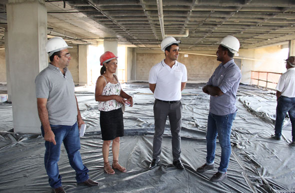 Vereadores visitaram a obra do novo prédio da Câmara / Foto: Ascom Câmara