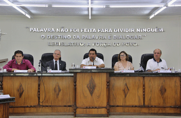 A Mesa Diretora da Câmara apresentou o PL que acabou com a Verba Indenizatória/Foto: Ascom Cãmara
