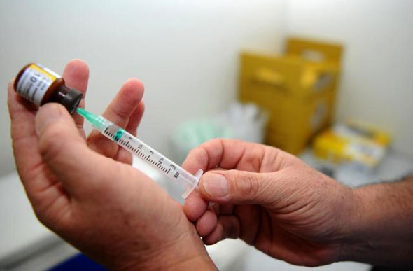 Doses da vacina são respostas semanalmente pela Secretaria de Estado de Saúde / Foto: Maykon Lammerhirt / Agência RBS