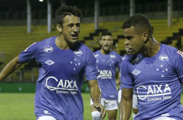 Alisson e Robinho foram os autores dos gols da Raposa na vitória sobre o Voltaço/Foto: Divulgação
