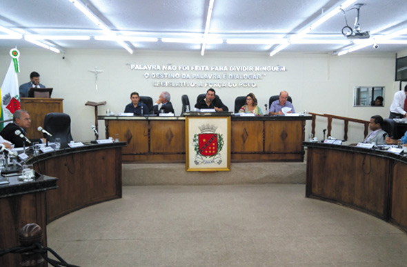 Primeira reunião extraordinária da Câmara Municipal/Foto: Ana Amélia Maciel/setelagoas.com.br