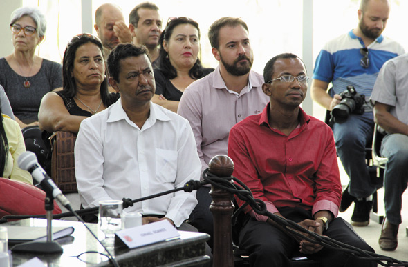 Presidente da Câmara Municipal de Pará de Minas, Mário Justino, e seu assessor / Foto: Divulgação/Ascom Câmara