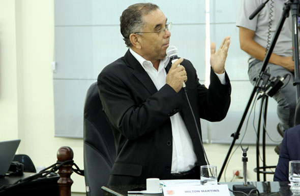Milton Martins é o presidente da comissão que vai investigar contrato entre município e Turi / Foto: Ascom Câmara
