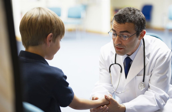 Estado nomeia 45 médicos pediatras / Foto: autismodiario.org