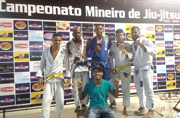 Equipe sete-lagoana no Campeonato Mineiro de Jiu-jitsu / Foto: Divulgação/Academia Sangão