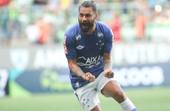 Rafael Sobis fez o único gol do clássico/Foto: OTempo