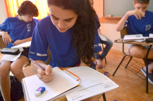 Podem participar estudantes do sexto ano do Ensino Fundamental ao Ensino Médio de escolas públicas e particulares / Foto: regiaonews.com.br