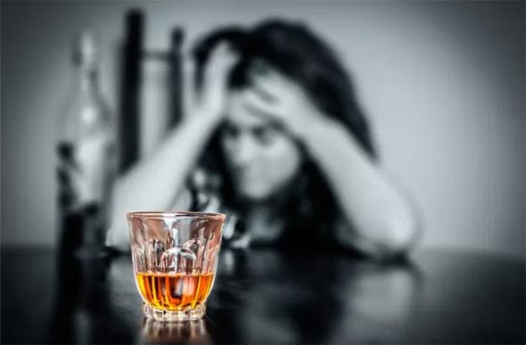 Foto: ipcdigital.com/nacional/japao-registra-forte-aumento-de-alcoolismo-entre-mulheres/