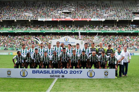 Com gol do zagueiro Rafael Lima América ganha do CRB e conquista o bi-campeonato brasileiro da série B/Foto: Superesportes