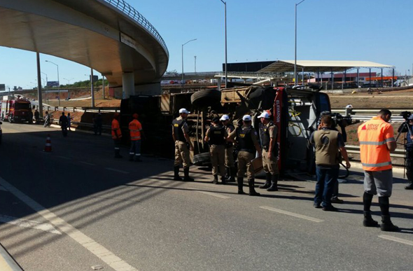 Acidente com ônibus deixa feridos na Grande BH / Foto: Corpo de Bombeiros