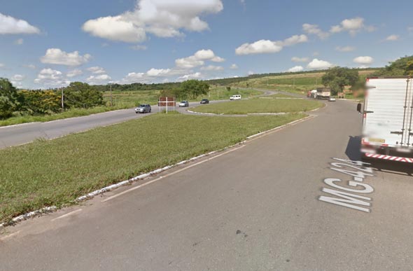 Acidente foi na rotatória que dá acesso a Embrapa - Foto ilustrativa: Google Street View