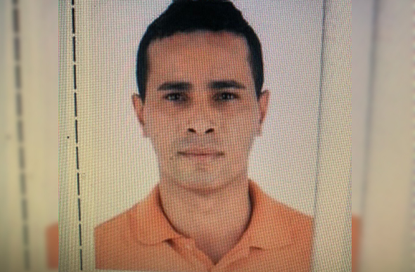 Fábio Barbosa dos Santos, de 34 anos está desaparecido desde o último domingo (14)/ Foto: Reprodução Via WhatsApp