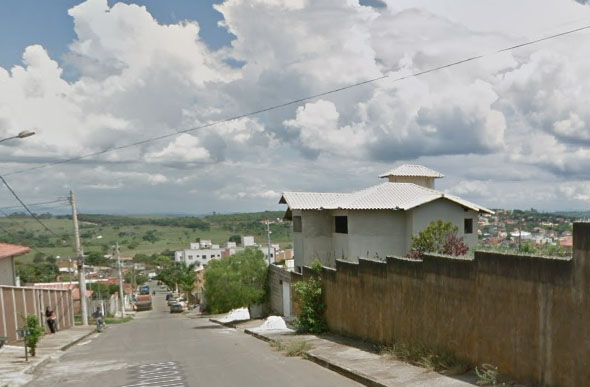 O crime ocorreu no bairro Felipe Cláudio de Sales em Pedro Leopoldo/ Foto: Street View