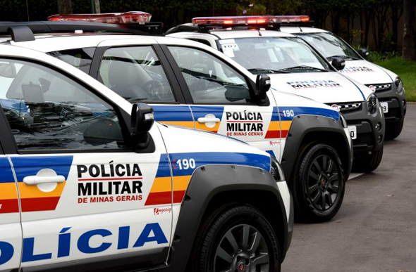 De acordo com a Polícia Militar, dez pessoas adultas foram vítimas das ações dos criminosos/ Foto: Marcelo Sant'Anna Imprensa MG