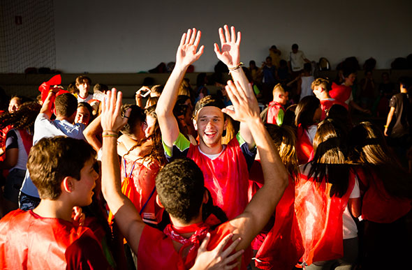 Equipe Arara Vermelha é a campeã da Gincana Integrada de 2019 — Foto: Colégio Caetano