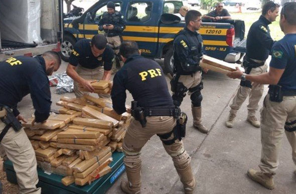Foto: Divulgação / Polícia Rodoviária Federal/ Apreensão de drogas pela PRF: agentes podem escolher estado onde pretendem trabalhar