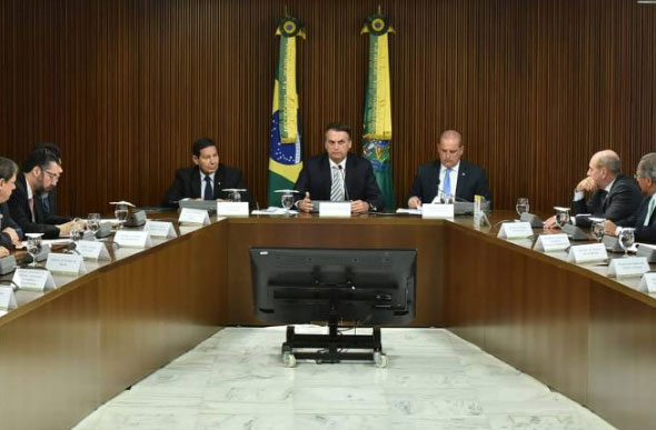 Foto: Rafael Carvalho/ Divulgação Casa Civil/  Jair Bolsonaro (PSL) faz sua primeira reunião de governo com os novos ministros em 3 de janeiro de 2019