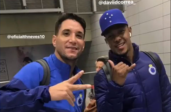 Preservado dos dois últimos compromissos do Cruzeiro, Thiago Neves embarcou para Buenos Aires./ Foto: Reprodução/Instagram